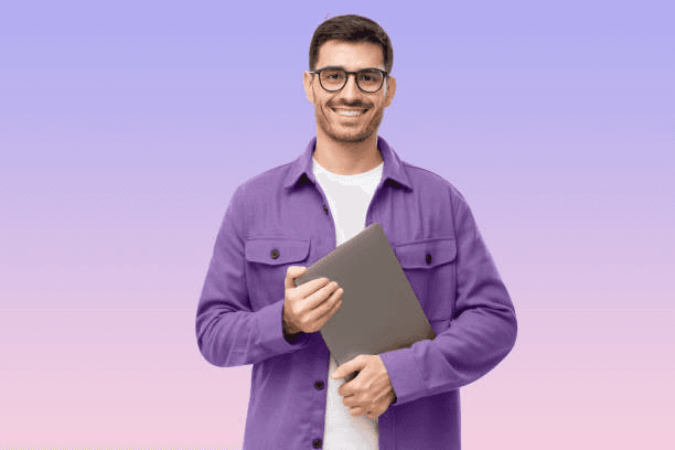 אודות הוסט אלוו- צוות טכני מקצועי ותמיכה 24/7